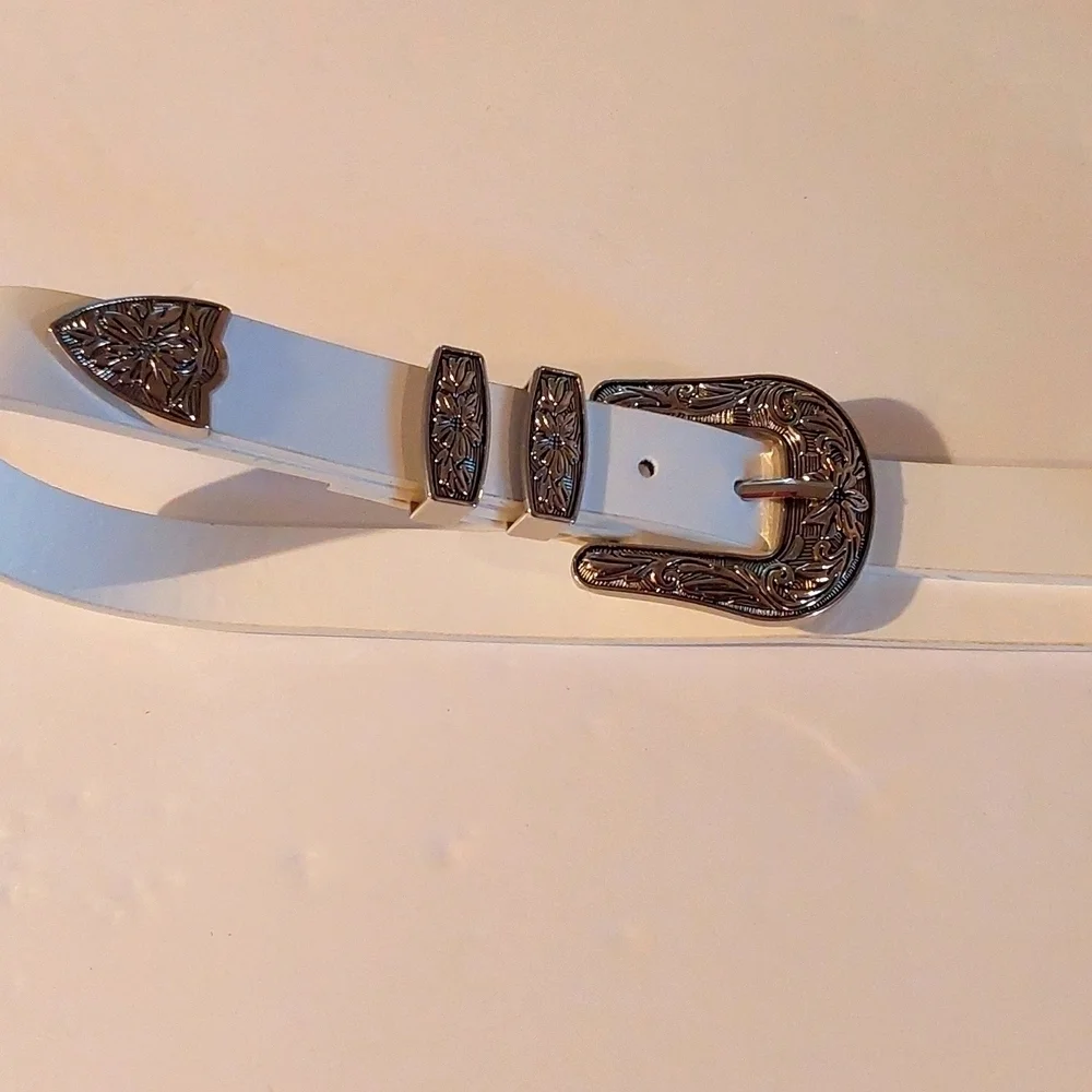 Women's Vintage look Double Silver Scroll Buckle White Belt Western Trendy M/L